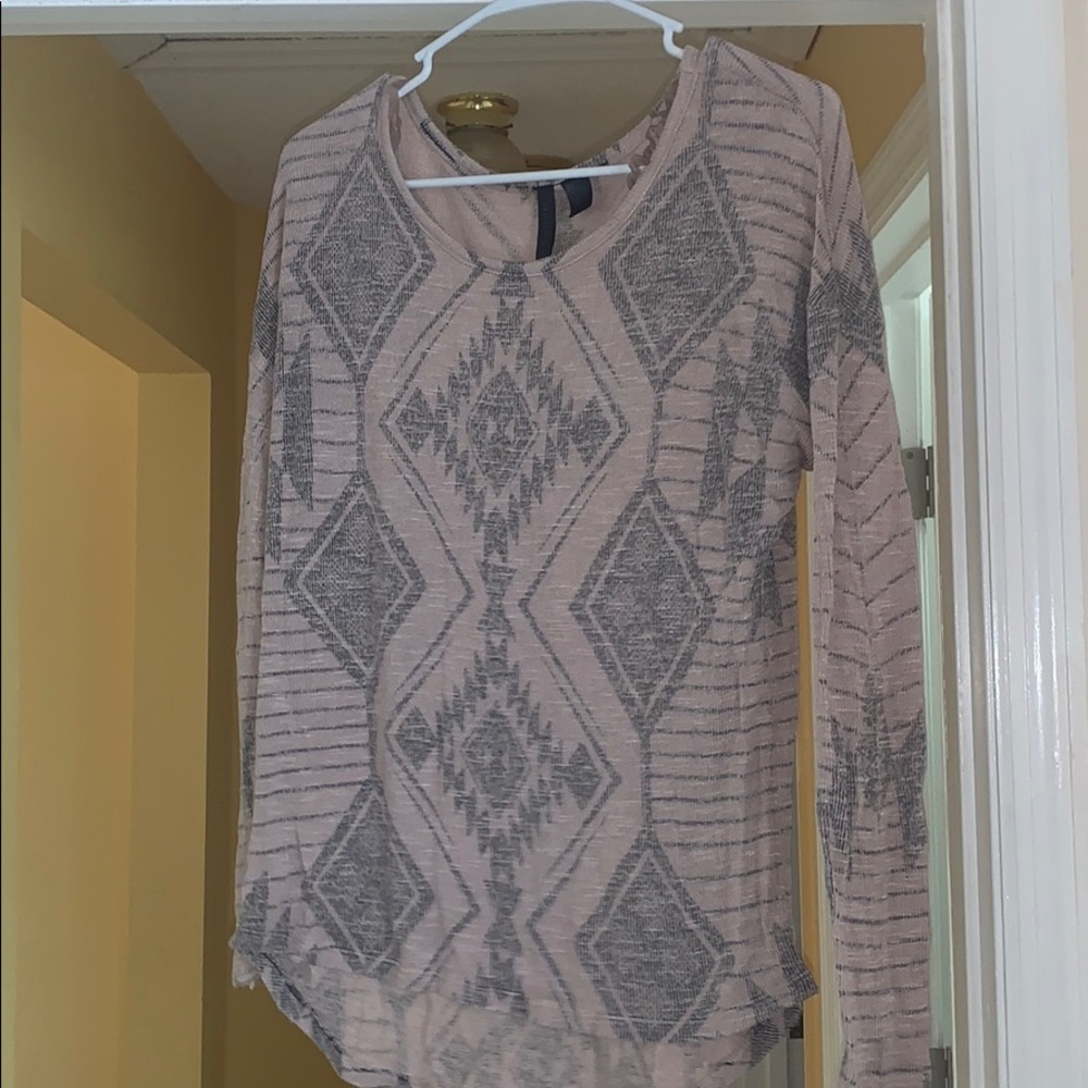Long sleeve shirt